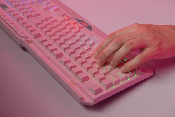 2E GAMING Membrane keyboard KG315 110key, USB-A, EN/UA, RGB, pink