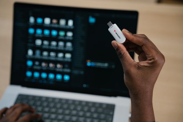 Verbatim USB3.2 Plectra USB-C Flash Drive White 64GB